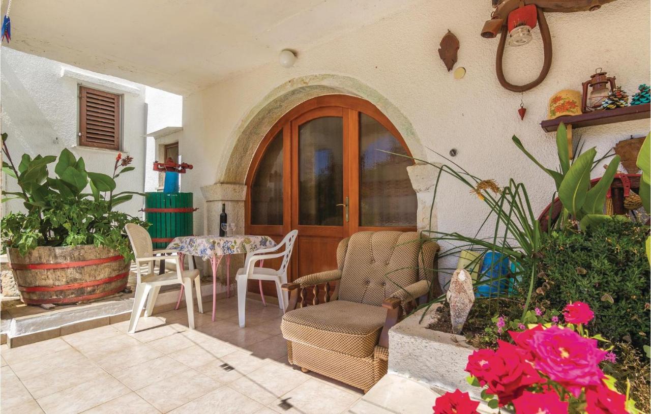 Pet Friendly Apartment In Porec With Wifi מראה חיצוני תמונה