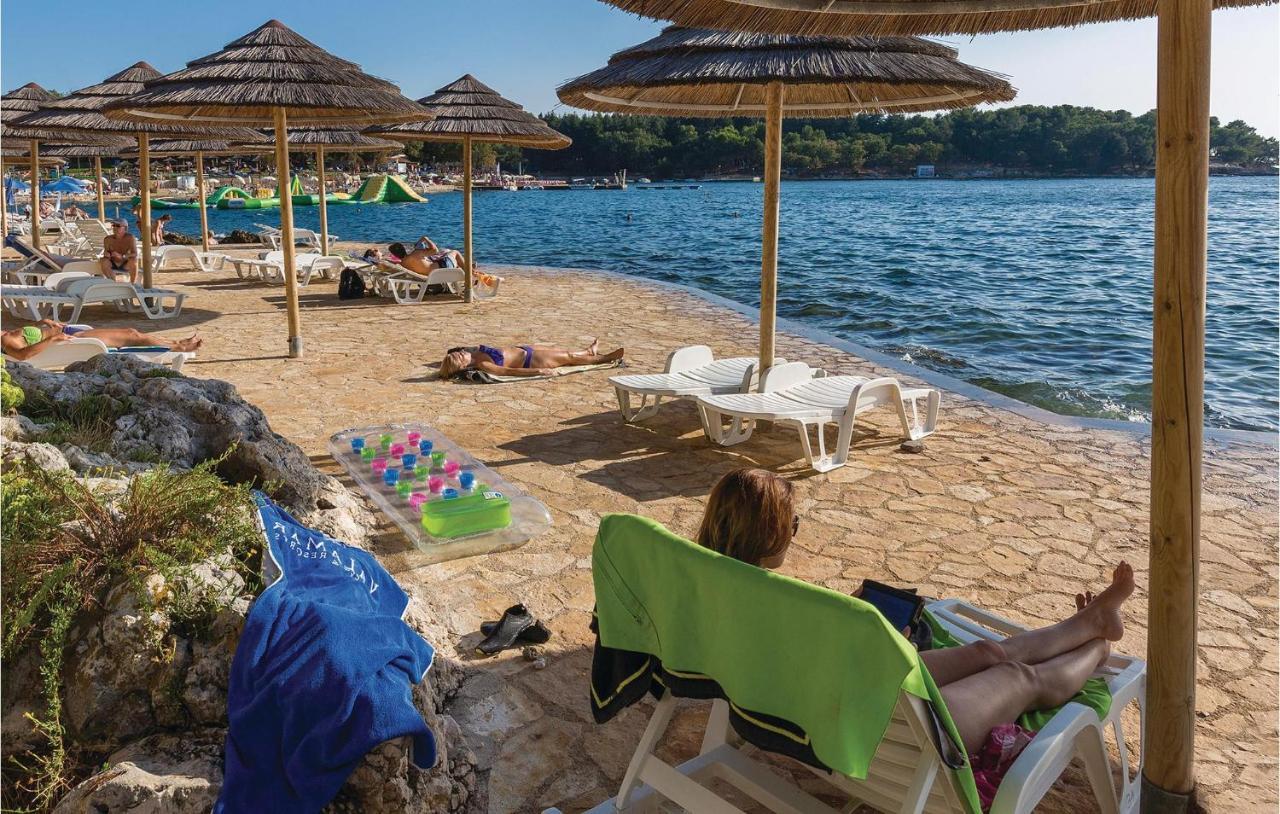 Pet Friendly Apartment In Porec With Wifi מראה חיצוני תמונה