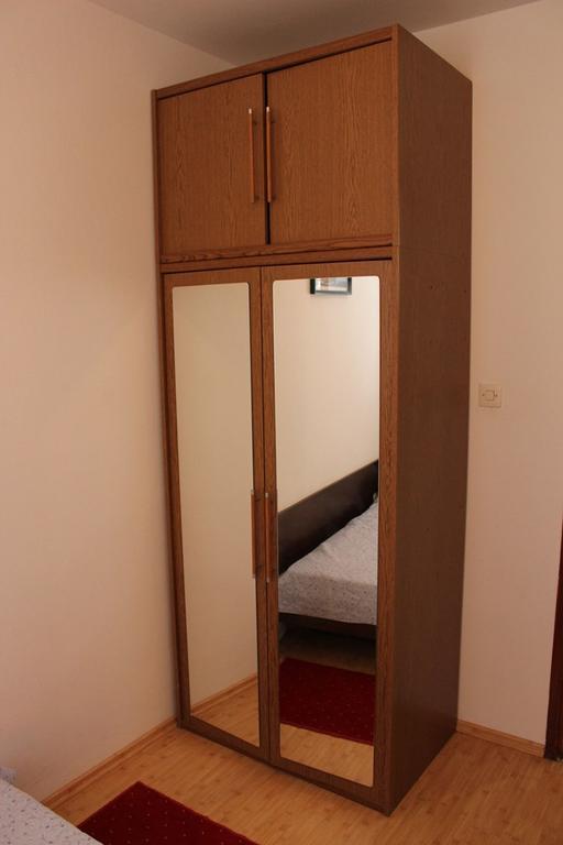Pet Friendly Apartment In Porec With Wifi חדר תמונה