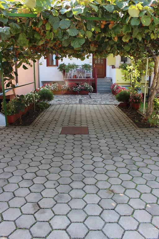 Pet Friendly Apartment In Porec With Wifi חדר תמונה